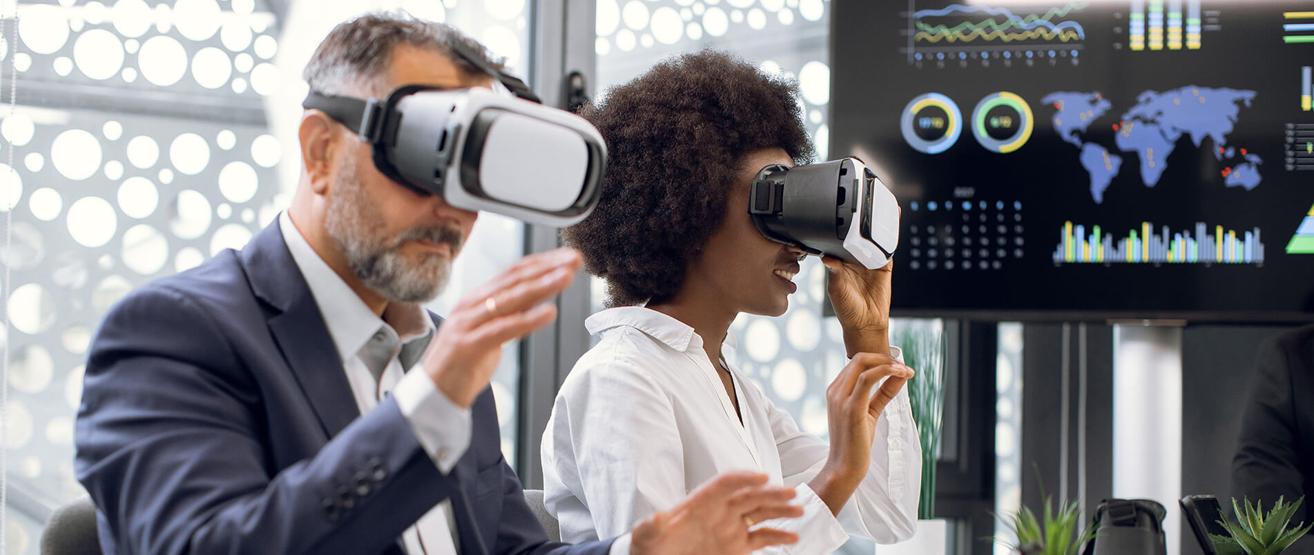 重磅！mg不朽情缘官网正式发布一站式XR产品解决方案，助力探索数字世界新纪元